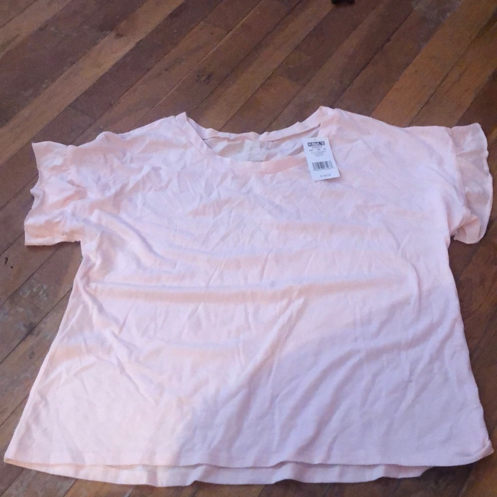 Pink, medium, never worn tag still on